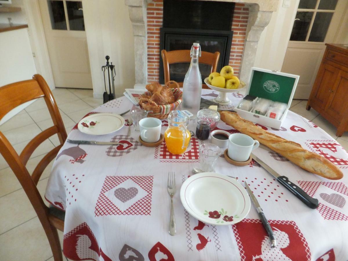 فندق Les 4 Vents Vineuil  المظهر الخارجي الصورة